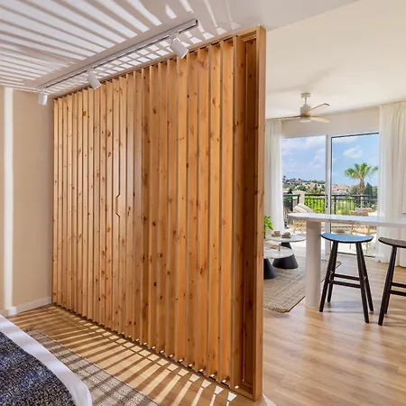 Wellclub - Family Wellness & Seaview Suites Готель 4*
