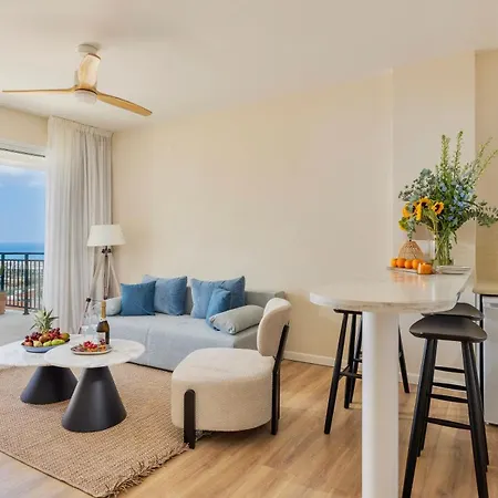 Wellclub - Family Wellness & Seaview Suites