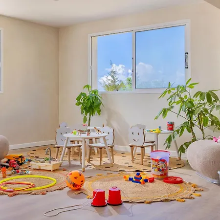 Wellclub - Family Wellness & Seaview Suites 4*