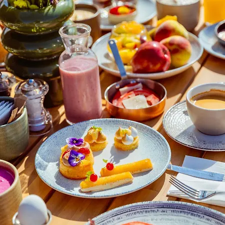 فندق Wellclub - Family & Wellness بافوس