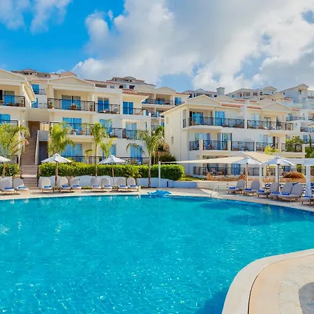 Готель Wellclub - Family Wellness & Seaview Suites